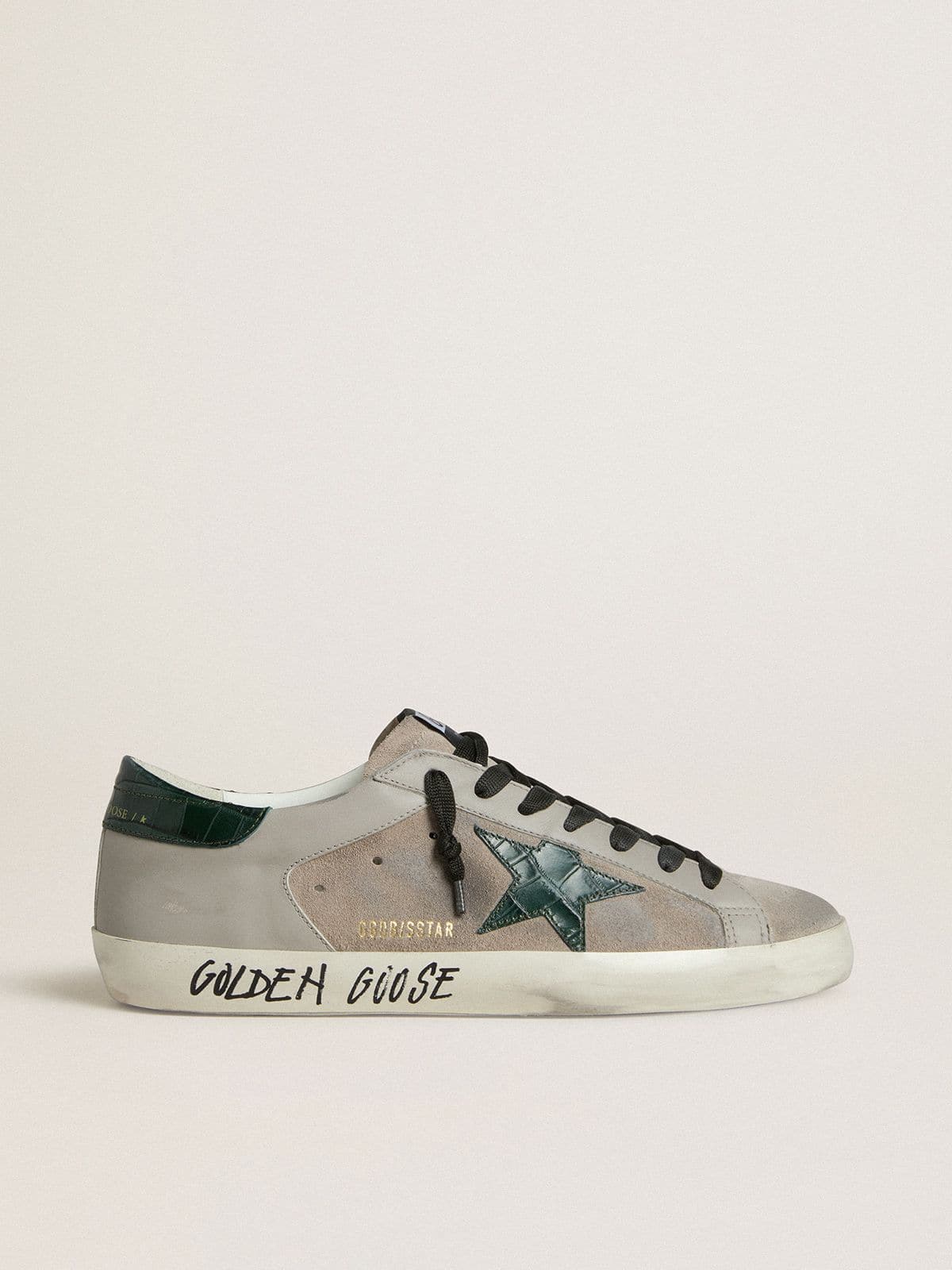 0483e9bc99b406fd9039d3f8be9ba8615bc2a55352075f0f24671505f3e72665 Men's Super-Star in nappa and suede with green croc-print leather star - Image 1