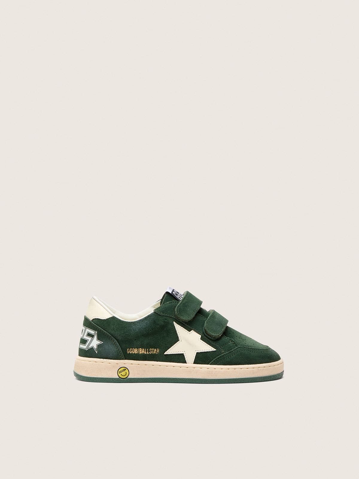 08627fc500d71ca48cc9418fd42c157f35afe361d481da389080273627b678ff Junior Ball Star in forest-green suede with cream leather star and heel tab - Image 1