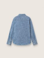 Journey unisex shirt in light blue cotton chambray with fringed hem and embroidered patch - Image 2