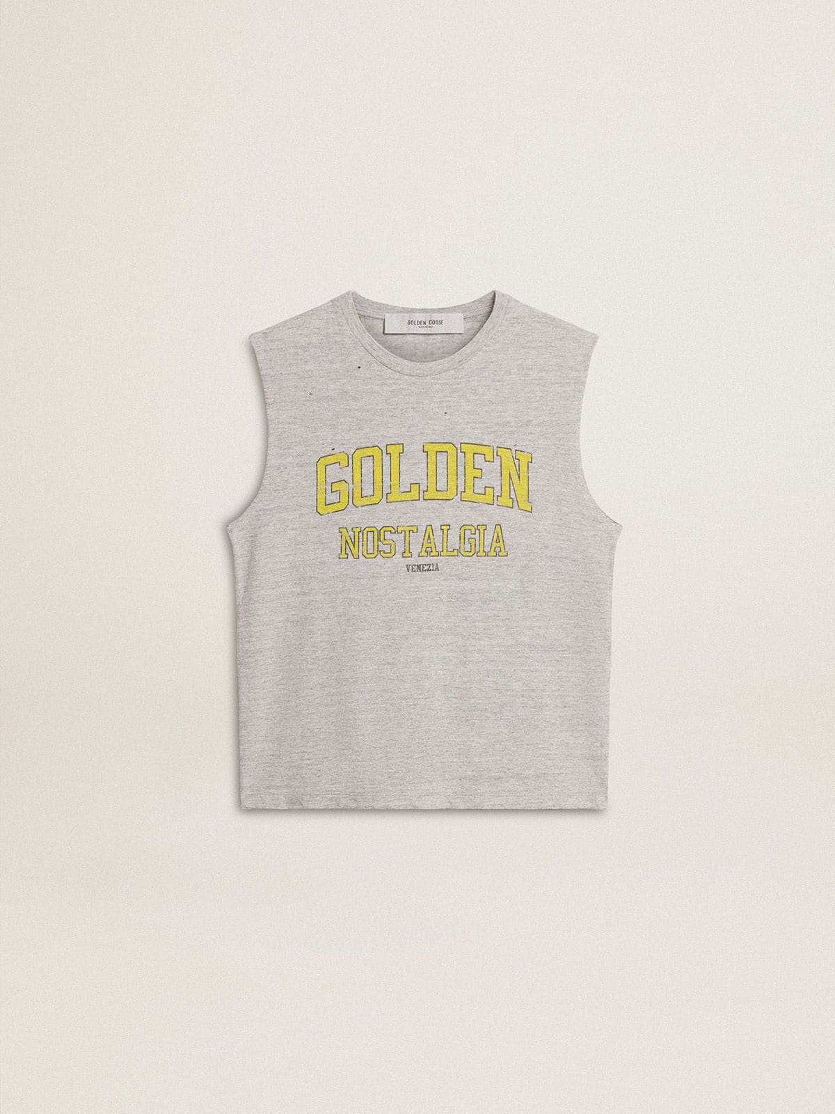 0d60be2ab3c8617cef71fad4a6f47aae6e5fc6fe5318115699aee77b4c52d7a4 Women's gray sleeveless T-shirt with yellow print - Image 1
