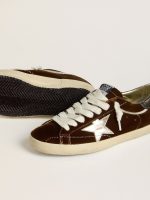 Women's Super-Star in cognac velvet with metallic leather star and heel tab - Image 4