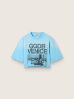 Women's cropped T-shirt in light blue cotton jersey with graphic print