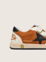 Junior Ball Star in brick-red suede and cream leather with black leather star - Image 4