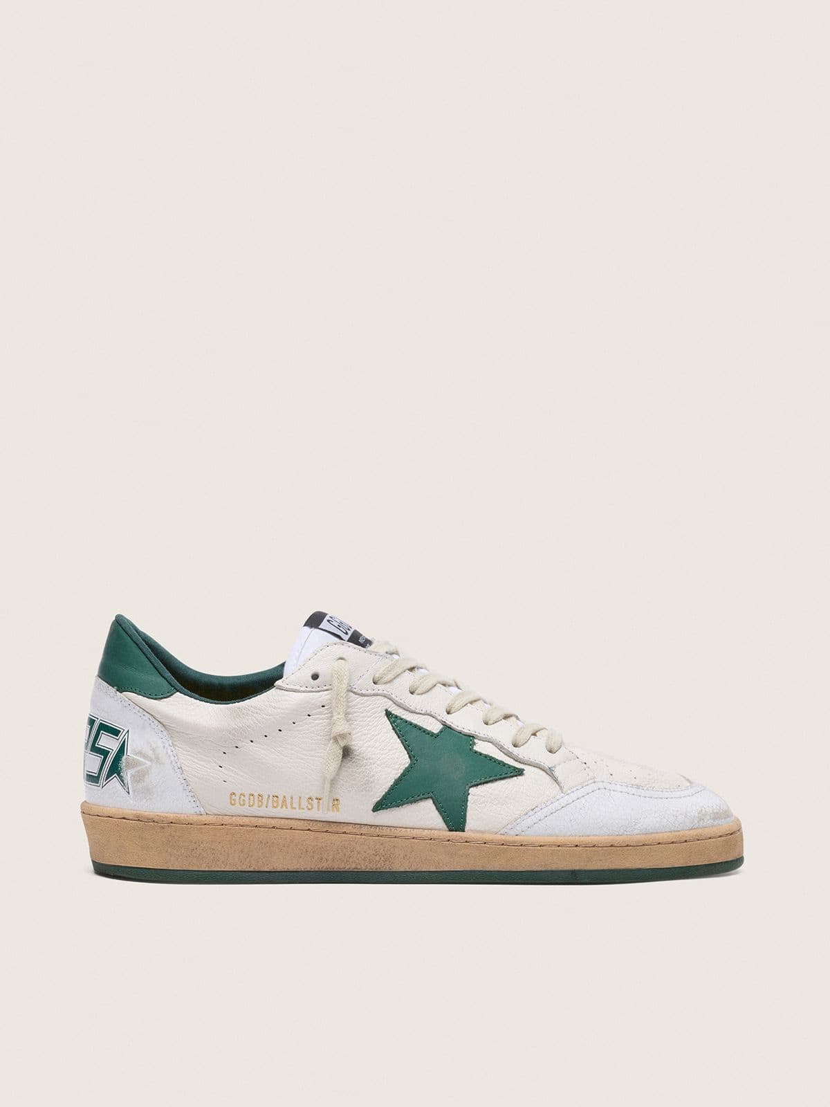 19b9da723b69551d4f9cfa0ce7a05e5adae043a90f3c2d64bd94cac9fc7f444e Men's Ball Star in white nappa leather with green leather star and heel tab - Image 1