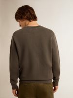 Men's gray sweatshirt with logo and distressed treatment - Image 4