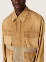 Unisex safari jacket in beige and military-green cotton with maxi pockets - Image 4