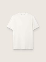 Men's white T-shirt with distressed treatment - Image 2