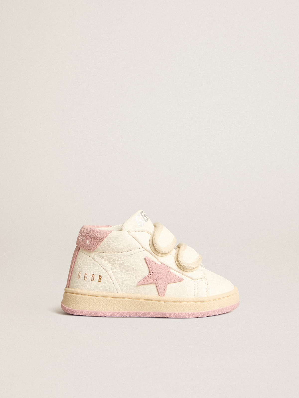 2744772f247bef19ce5cdd7a115e59bf467b43fbb3e1af3206dae921f92e5c95 June Junior in nappa leather with old rose suede star and heel tab - Image 1