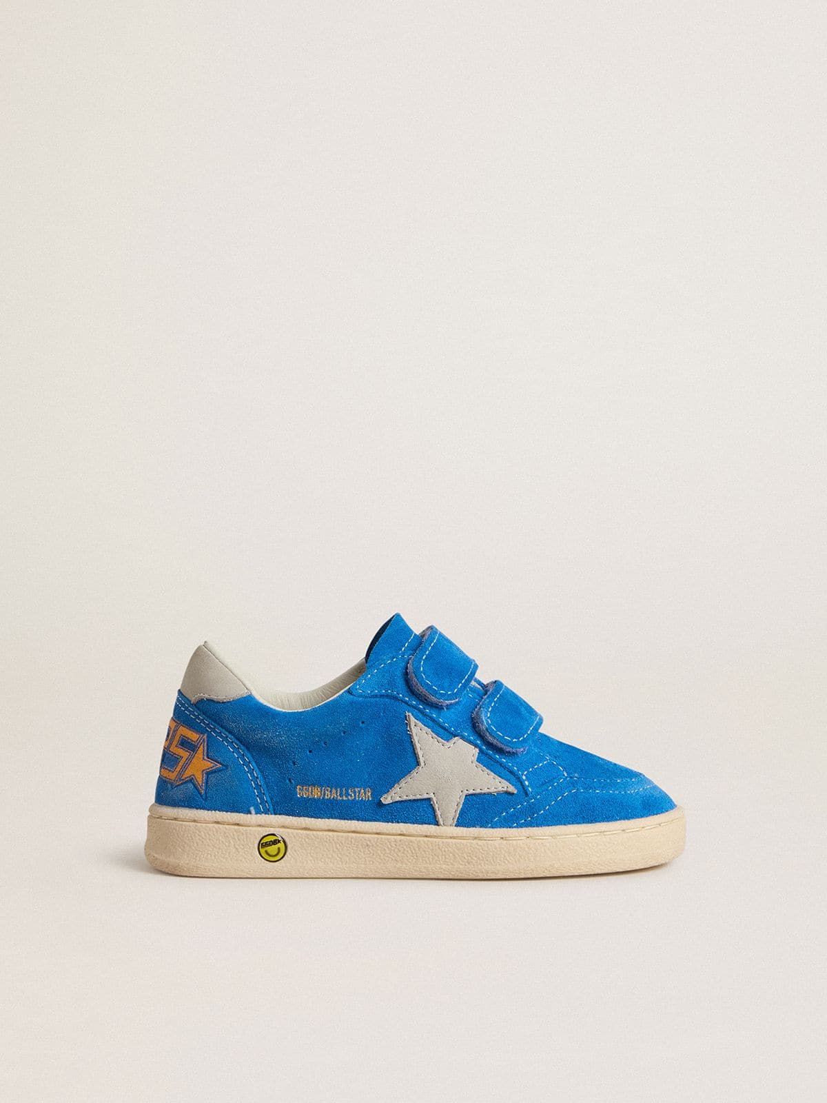 2c9b89c3c4427d542a5dfb7380f75c59971fa23dcb54ca714d761fb84eebd20e Junior Ball Star in light blue suede with gray nubuck star and heel tab - Image 1
