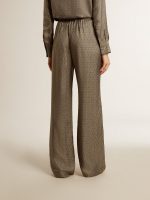 Women's green viscose-blend silk pants with floral pattern - Image 5