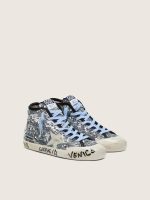 Young Francy in silver sequins with ice-gray suede star - Image 2