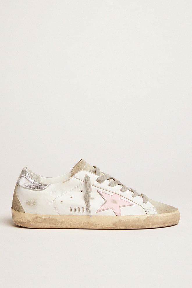 323d082e5610e13d4ee2d824b0a345981a61acf6eba60fef1ab351f001755fbd Women's leather Super-Star with pink star and silver heel tab - Image 1