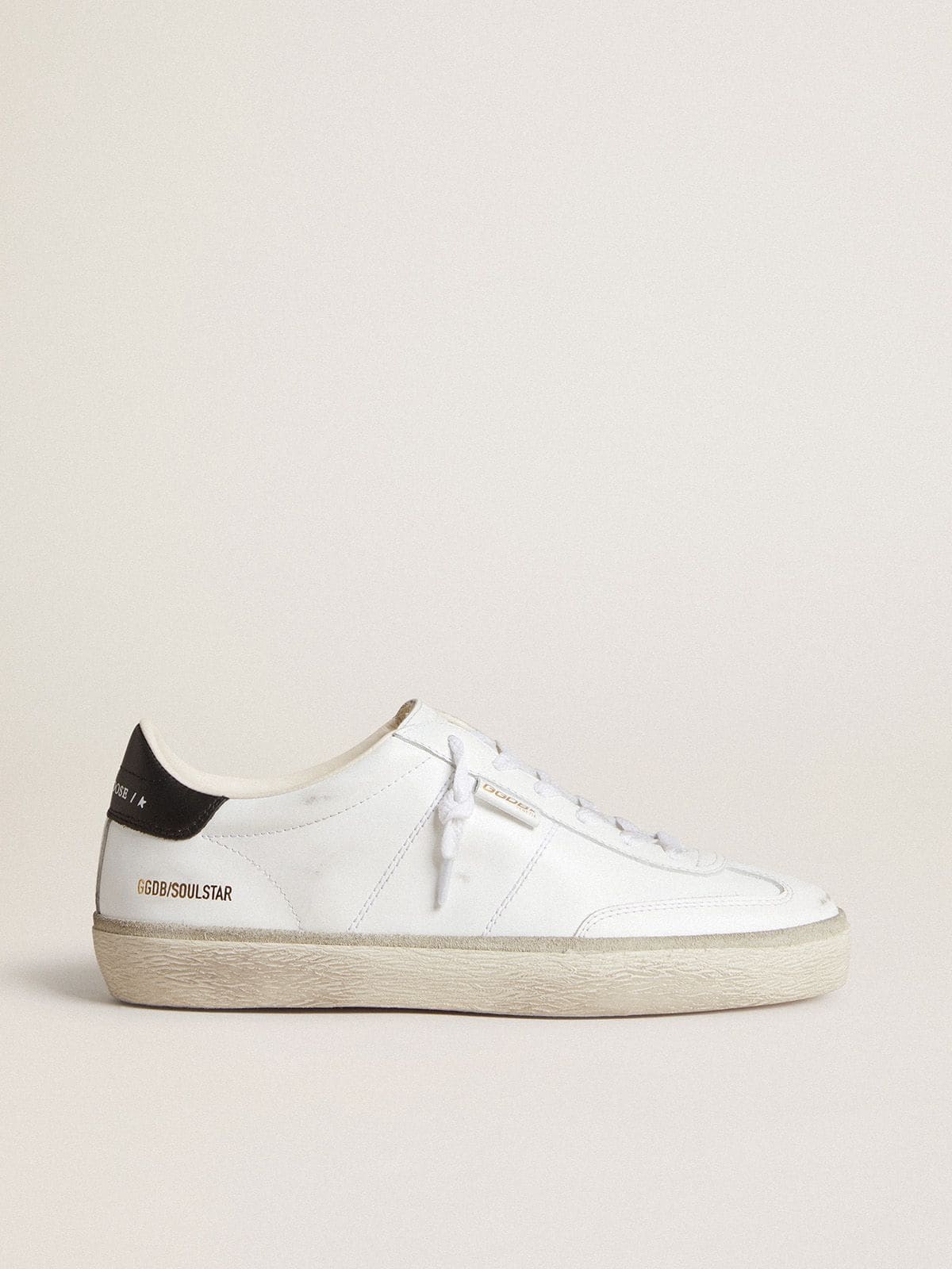 3875511bb44ee77bf35d1e811e949176766658301a35a9b13d53112b711bb793 Women's Soul Star in white leather with black leather heel tab - Image 1