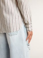 Men's white cotton shirt with fine burgundy stripes - Image 5