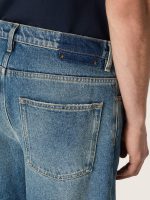 Blue medium wash loose jeans - Image 3