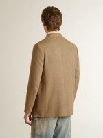 Men's single-breasted blazer in a sand-colored chevron linen blend. - Image 4