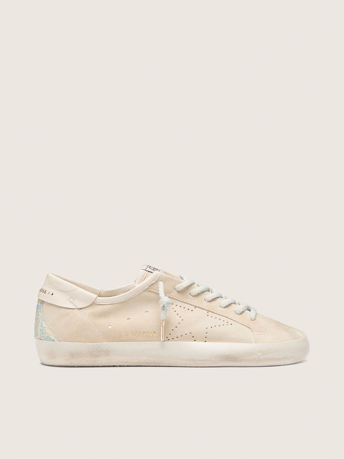 3e72e7bc2c65618afb1c8b3b1028c00a879184e1f99ff20730b985f6b44c16e9 Women's Super-Star in cream suede with perforated star and bead insert - Image 1