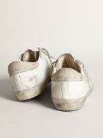 Women's Super-Star in white leather with perforated star and beige nubuck heel tab - Image 5