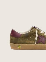 Junior Super-Star in military-green suede with burgundy leather star and heel tab - Image 4