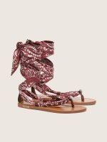 Women's flat sandals with burgundy paisley pattern and jewel detail - Image 2