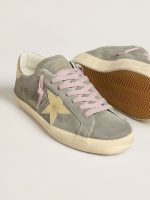 Men's Super-Star in gray suede with gold metallic leather star and heel tab - Image 3