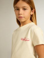 Girls' cotton T-shirt in worn white with red embroidery on the chest - Image 5