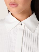 Women's oversized shirt in white cotton with pleated detail and jewel buttons - Image 4