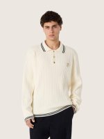 Men's long-sleeved polo shirt in white knit with contrasting edges and removable pin - Image 5