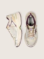 Men's Lightstar CNY in white mesh and leather with wine-red TPU star - Image 3