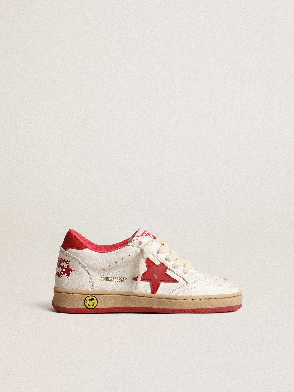 58fde38673af4e8b6680ae96b1ced47280093a69b591e61114222bc8f7a1e57a Ball Star Young in nappa with red leather star and heel tab - Image 1