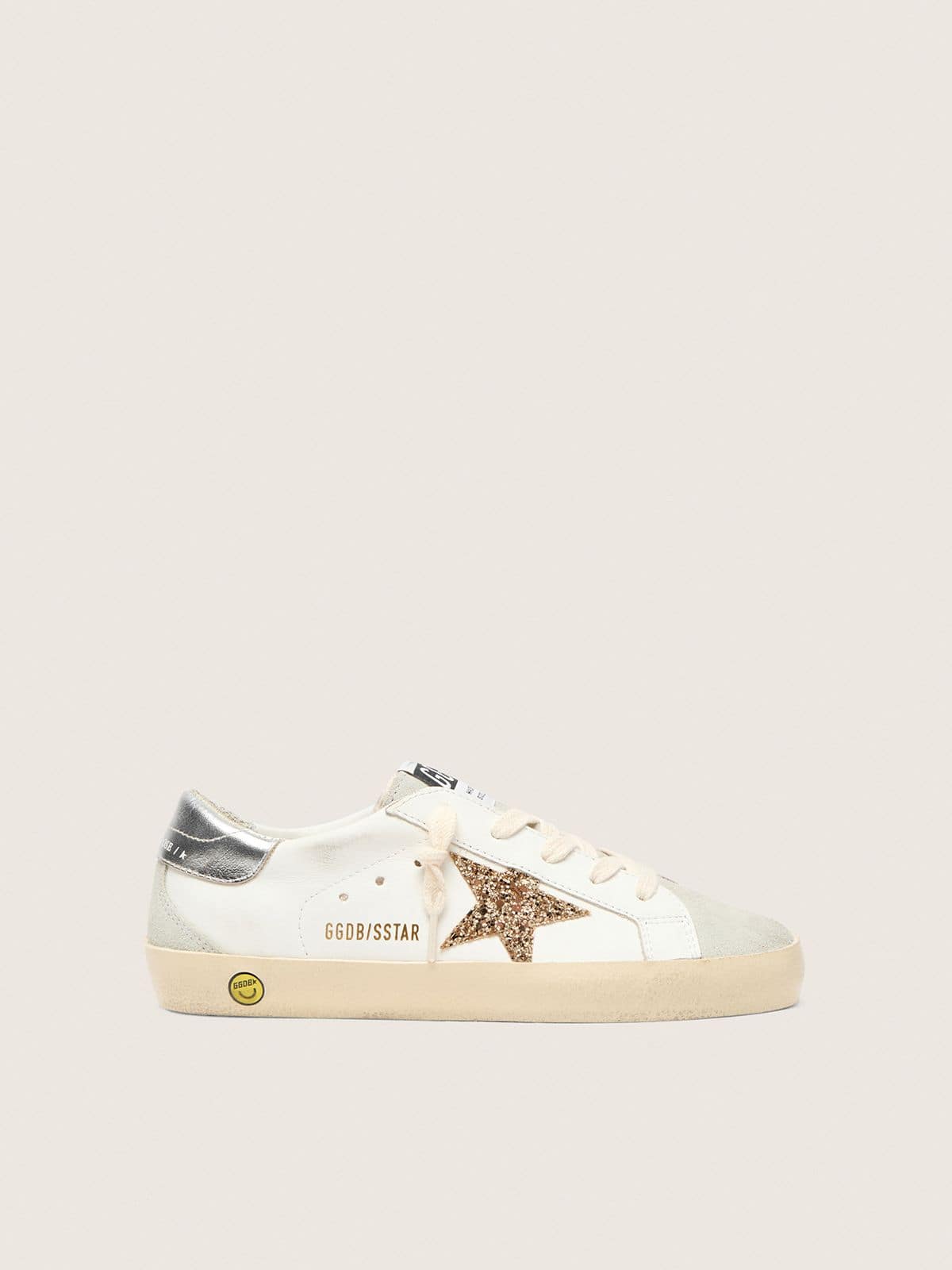 5badcf1299facc8e238312584934e7e1834d8810ced315f098ba72b72f73914d Young Super-Star with gold glitter star and silver metallic leather heel tab - Image 1