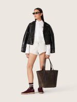Women's oversized shirt in white cotton with pleated detail and jewel buttons - Image 3