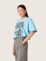 Women's cropped T-shirt in light blue cotton jersey with graphic print - Image 5