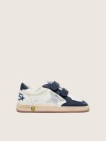 Junior Ball Star in white leather with metallic silver leather star and dark blue leather inserts