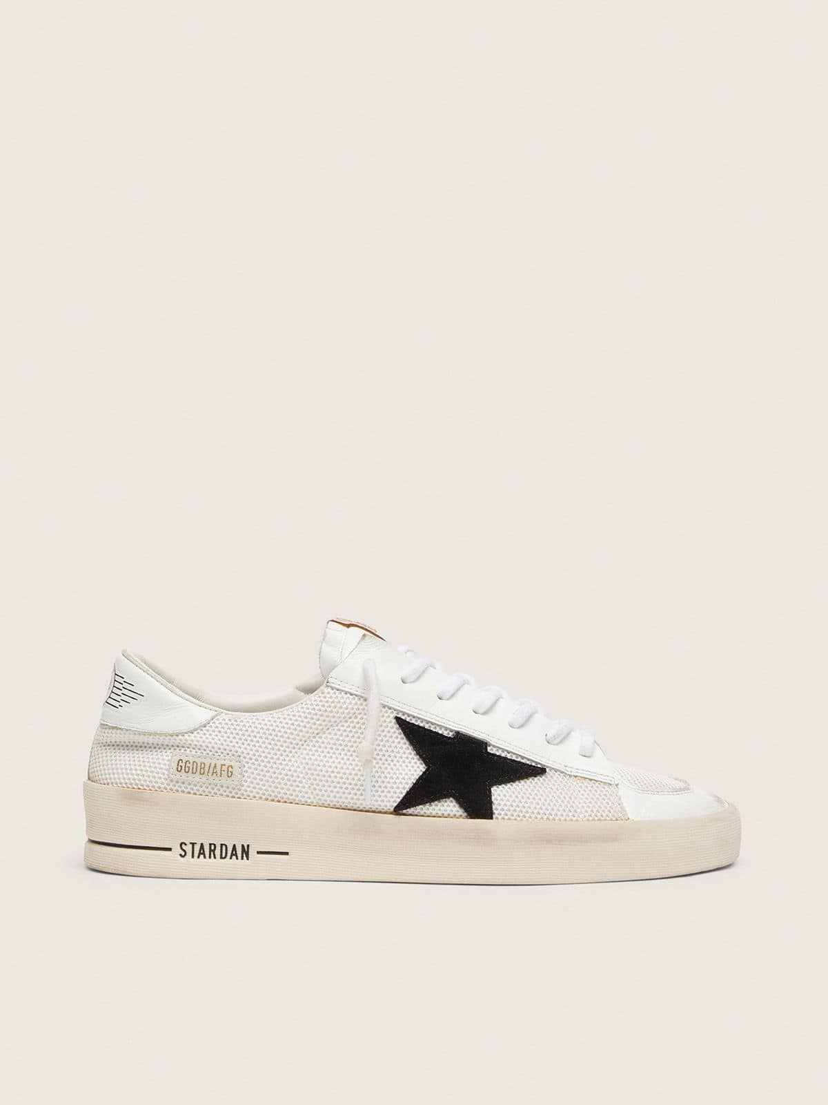 673b6703590261d2bbc0c986fabf3493ae4e22be4fd97bfaa1598d3481a69878 Men's Stardan in white mesh with black suede star - Image 1