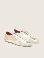 Women's True-Star in metallic platinum leather with light gray suede star - Image 2