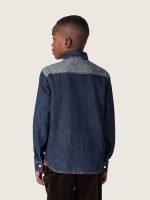 Kids' shirt in blue chambray with reverse details and embroidered logo - Image 5