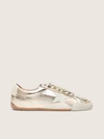Women's True-Star in metallic platinum leather with light gray suede star