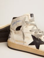 Sky-Star in white leather with black leather star - Image 3