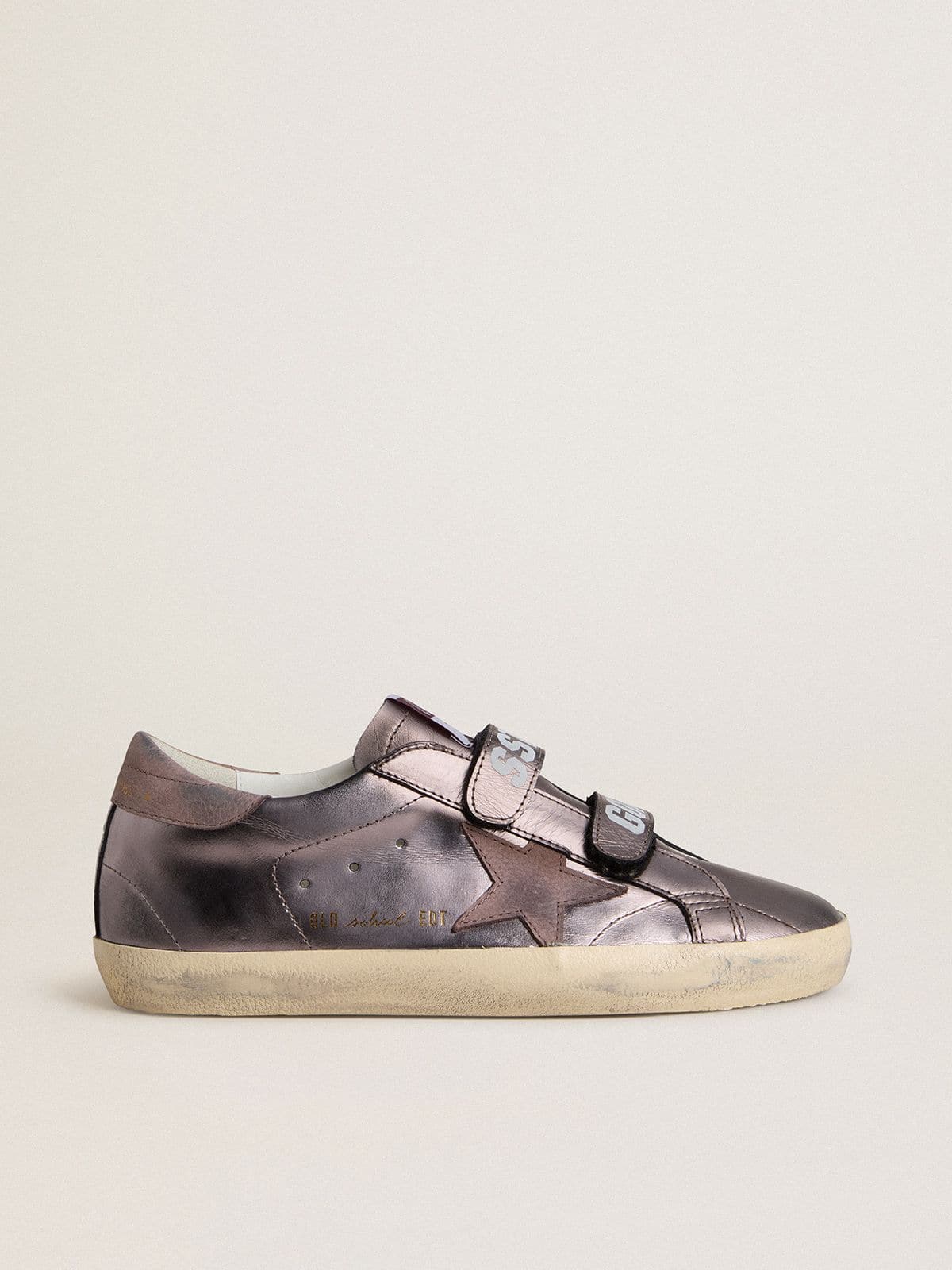 754aa0d8c3a21c26aeaa41c72d680043ab2b777a332936308180c286c3fc2e58 Women's Old School in purple laminated leather with lilac nubuck star and heel tab - Image 1