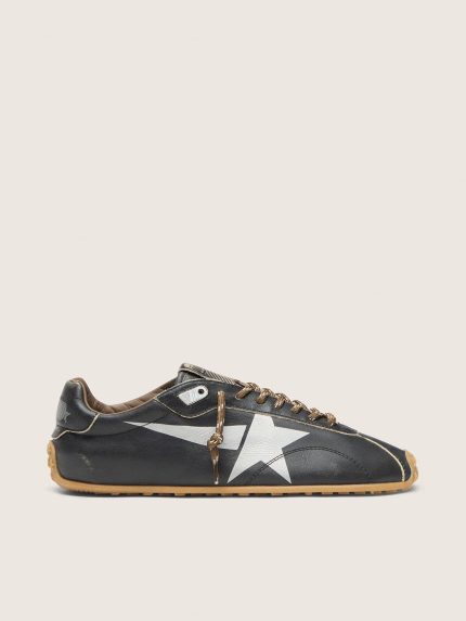 Women's Marathon Speed with black leather upper and silver star