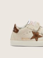 Baby Old School in beige suede with metallic bronze leather star - Image 4