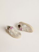 Young Super-Star in sand-colored laminated-effect suede with white leather star - Image 2