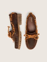 Women's Cruise loafers in brown waxed suede with dove gray hiking laces - Image 4