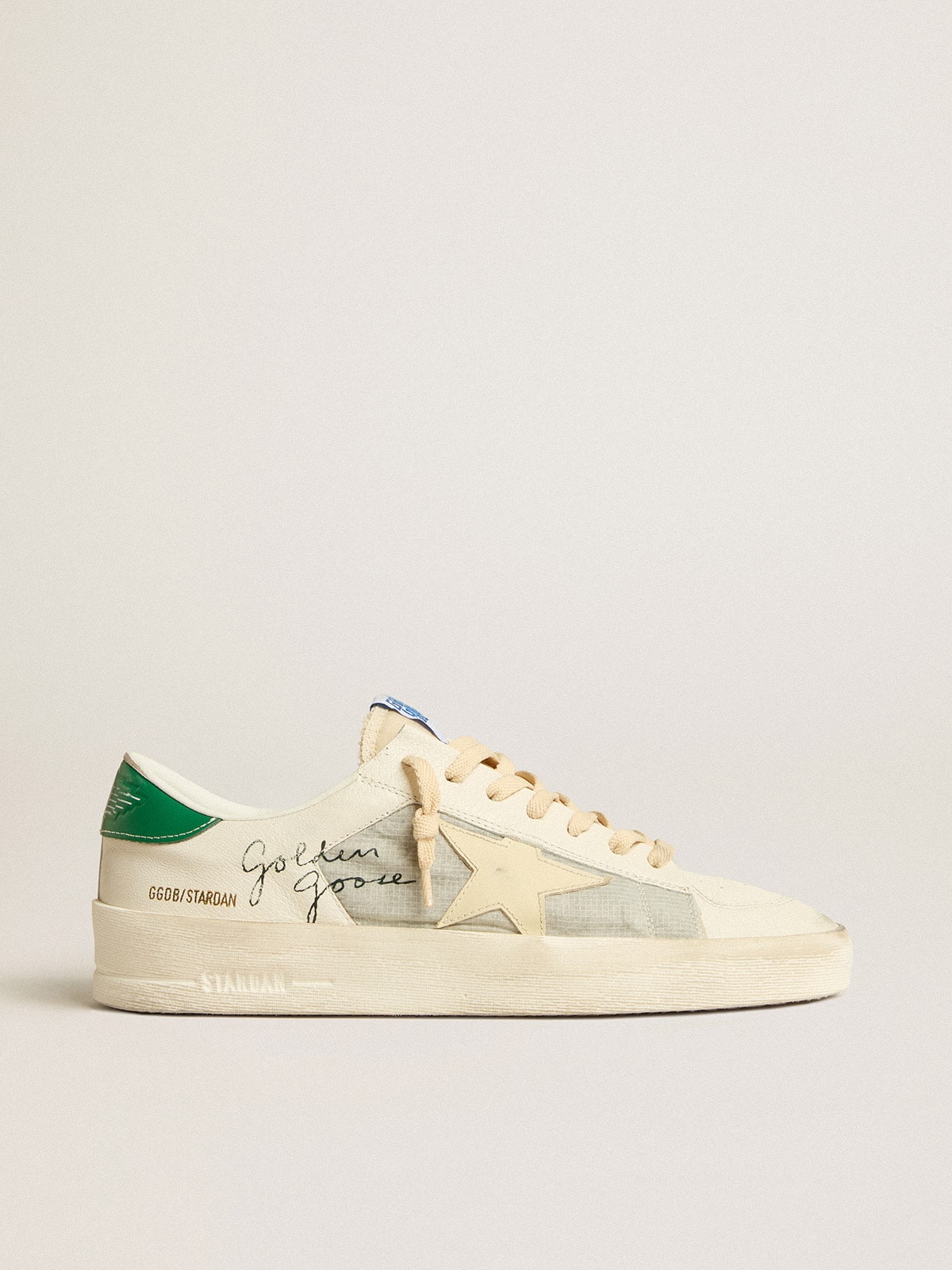 8455e4ae90a86bc1d7bbfb328e51f89ee534eacbad48734317136be46e5679ac Stardan in white nappa leather with cream-colored leather star - Image 1