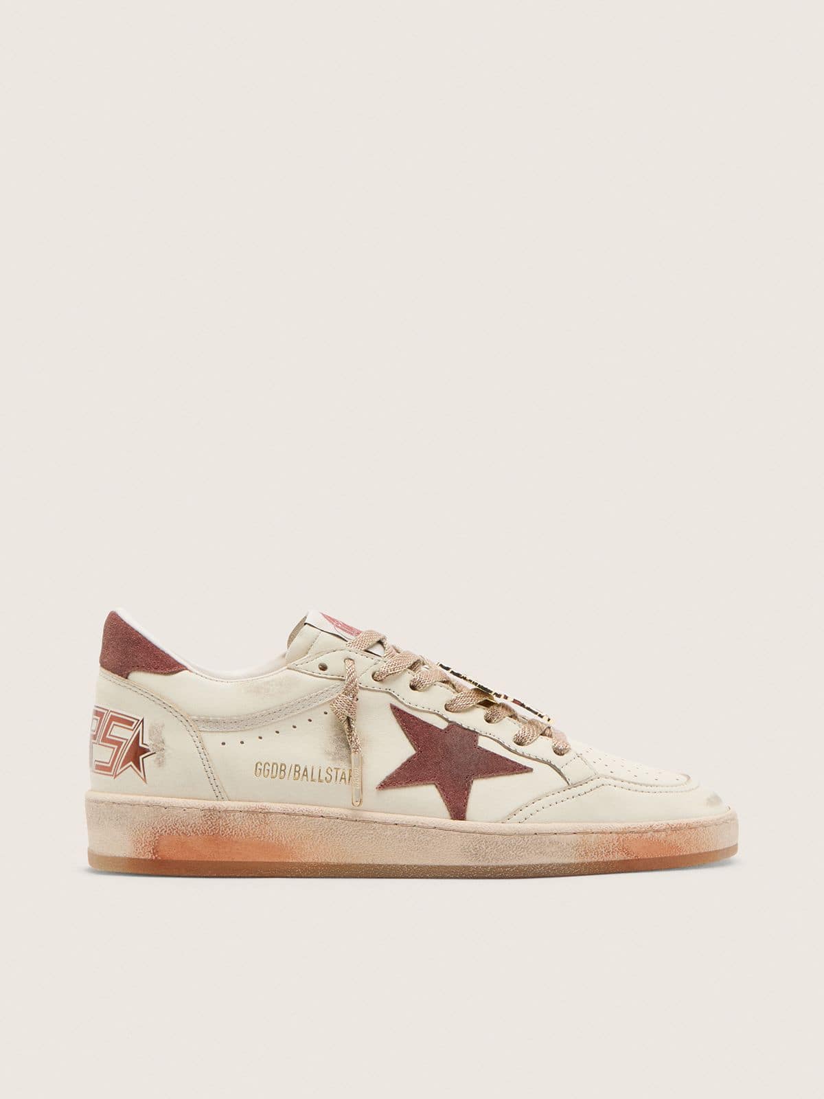 864991ae775717902baf92c35022549745b327f826865f48e7261acc8b3b95b8 Men's Ball Star in white leather with rust leather star and heel tab - Image 1
