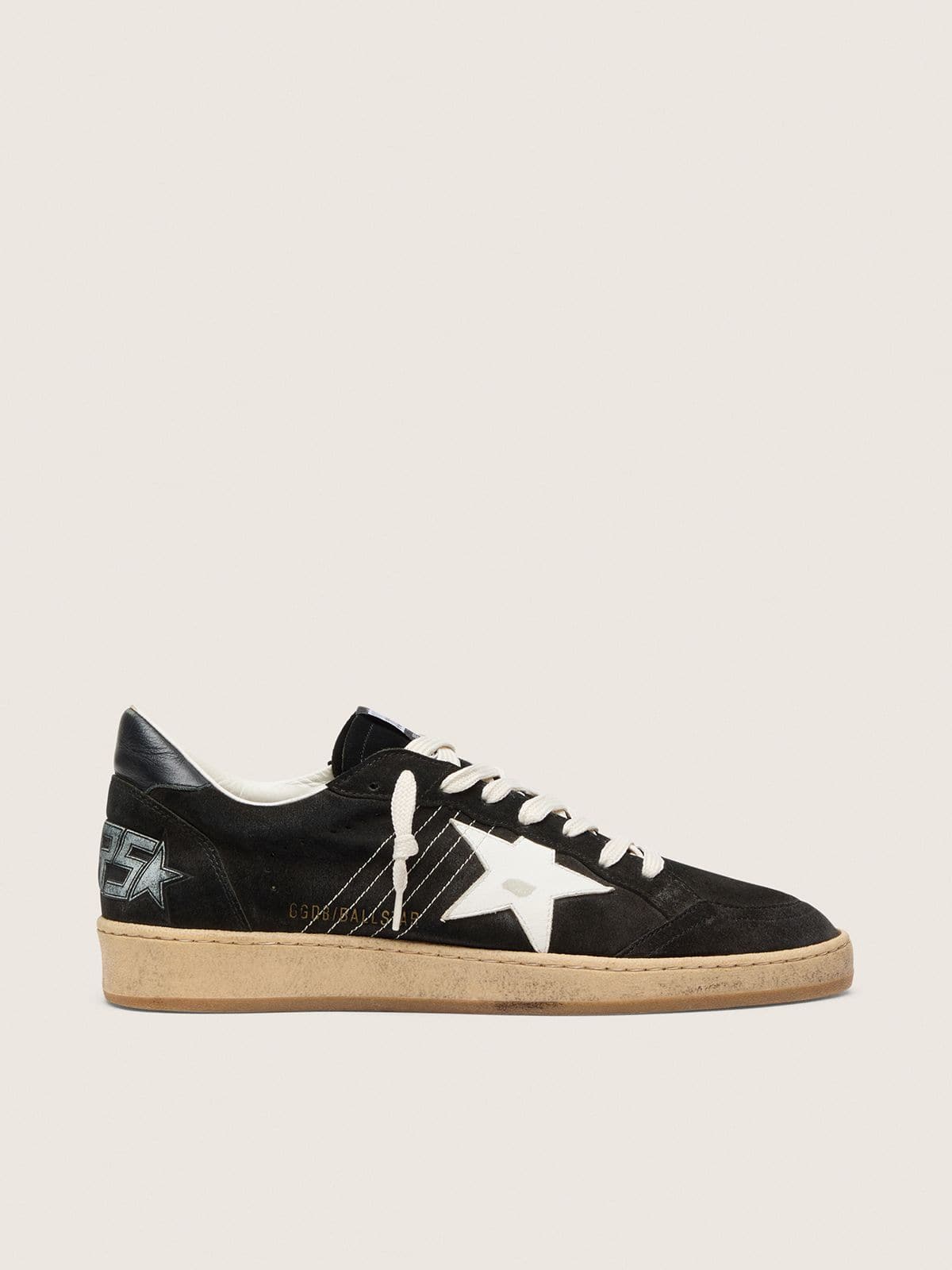 87956d533571316606563528a112753d742509f446bab00c9fac6b2845e9ccaf Men's Ball Star in black suede with white leather star - Image 1