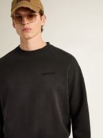 Unisex sweatshirt in worn black cotton with logo embroidery - Image 5
