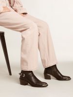 Patty ankle boots in black leather - Image 3