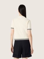 Women's white knit T-shirt with contrasting edges and removable pin - Image 6